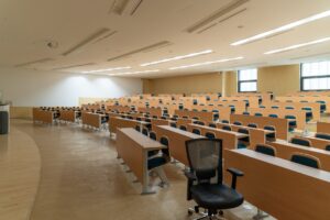 국민내일배움카드 300만원 다 쓰면? 200만원 추가지원·최대 500만원 대상